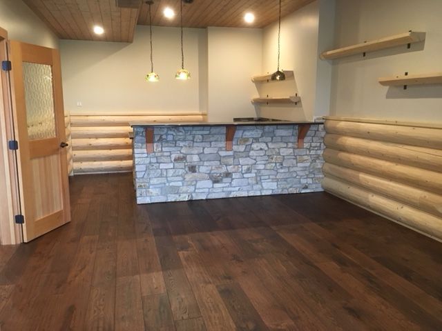 regal-engineered-hardwood-by-beaulieu-west-kelowna-home-11