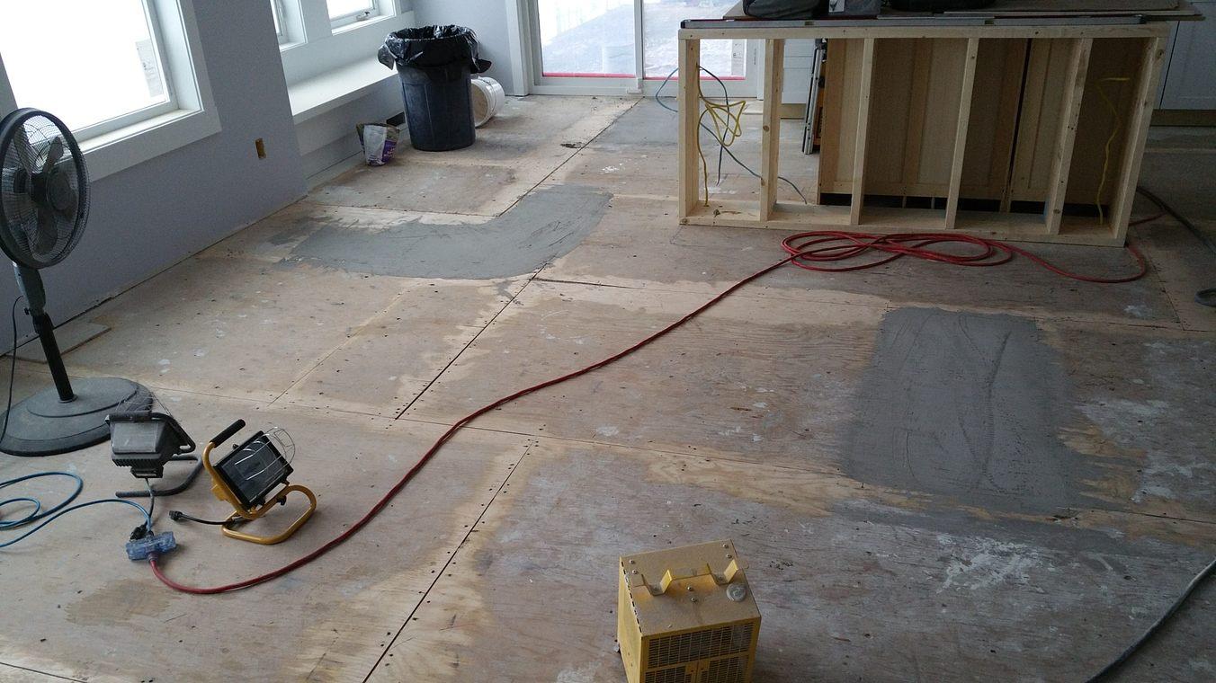 floor-preparation-vinyl-plank-installation-Kelowna-1